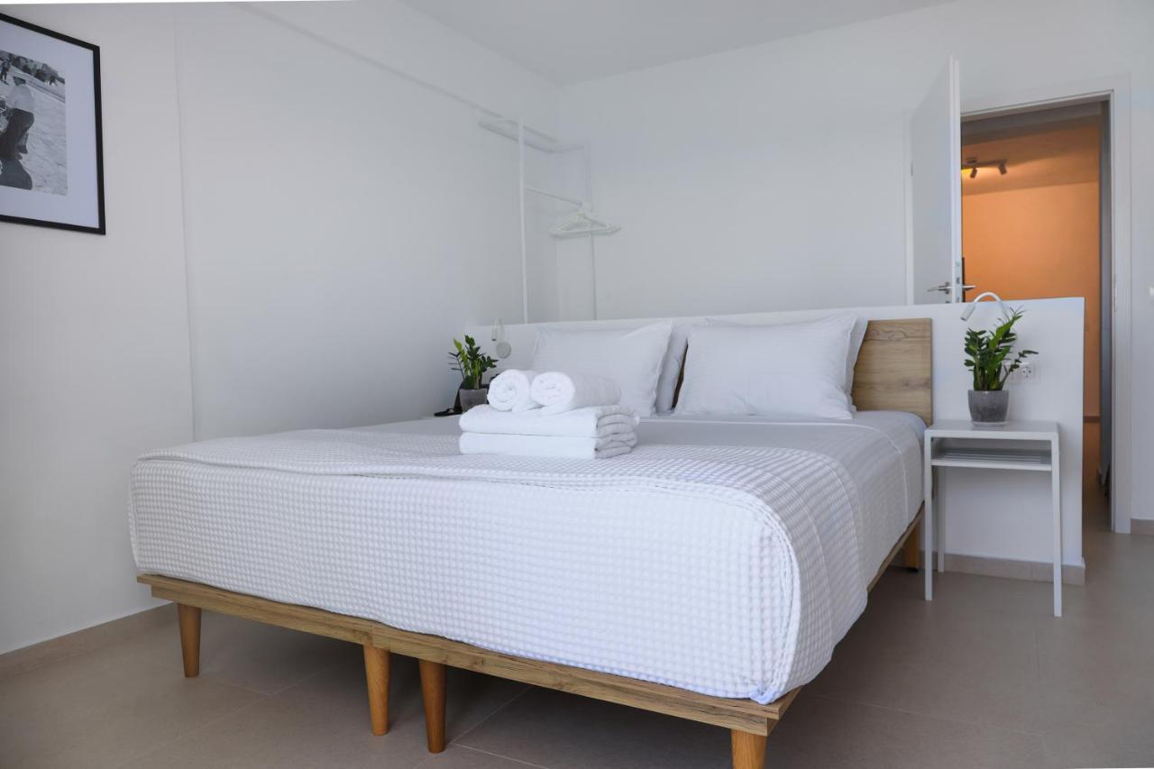 Sea Breeze Hotel (Adults Only) Херсонісос Екстер'єр фото