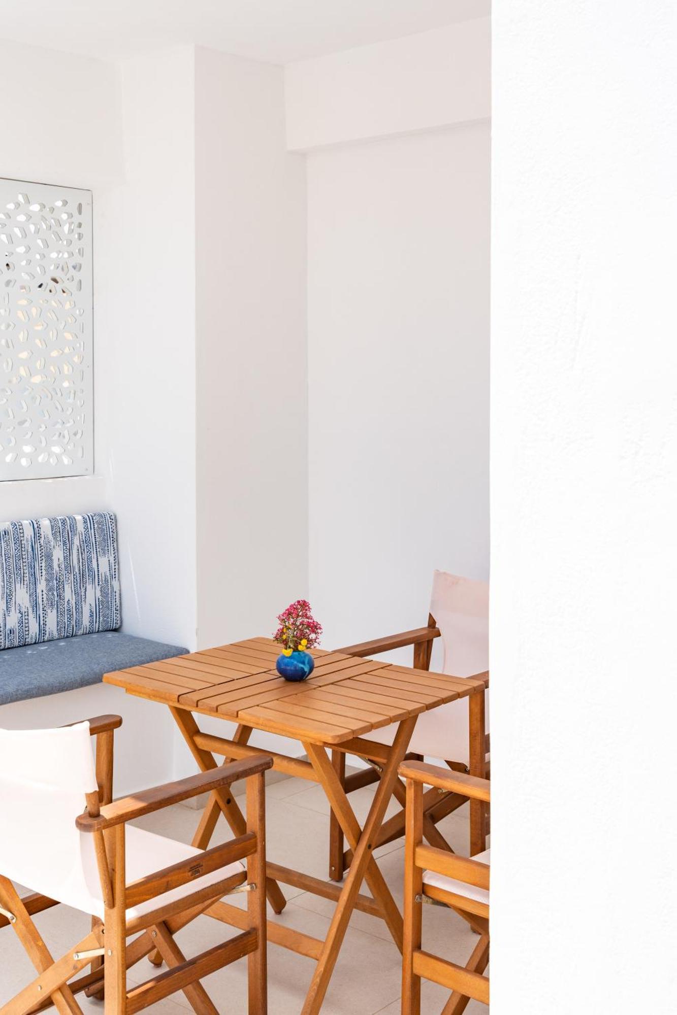 Sea Breeze Hotel (Adults Only) Херсонісос Екстер'єр фото
